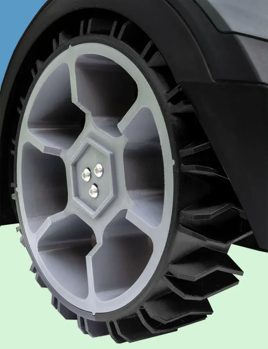 anyprint3d Offroad-Antriebsrad für Bosch Indego – Graue Felge, schlicht und funktional.